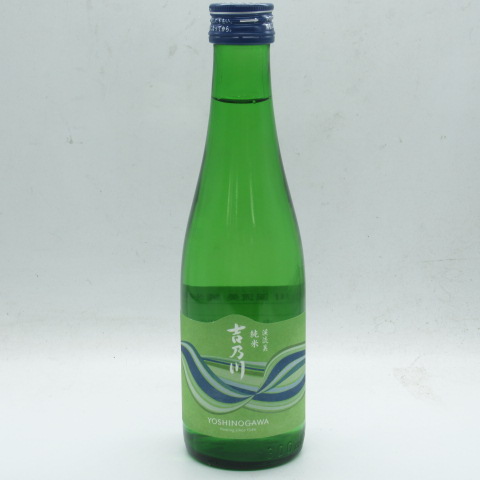 清酒　吉乃川　渓流美　純米　３００ｍｌ